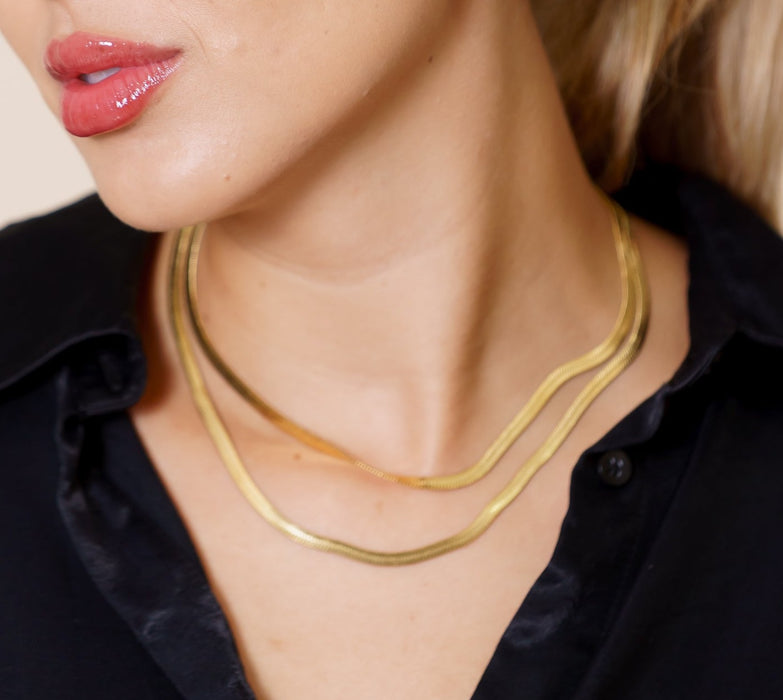 Collar Flat Snake - Lumina